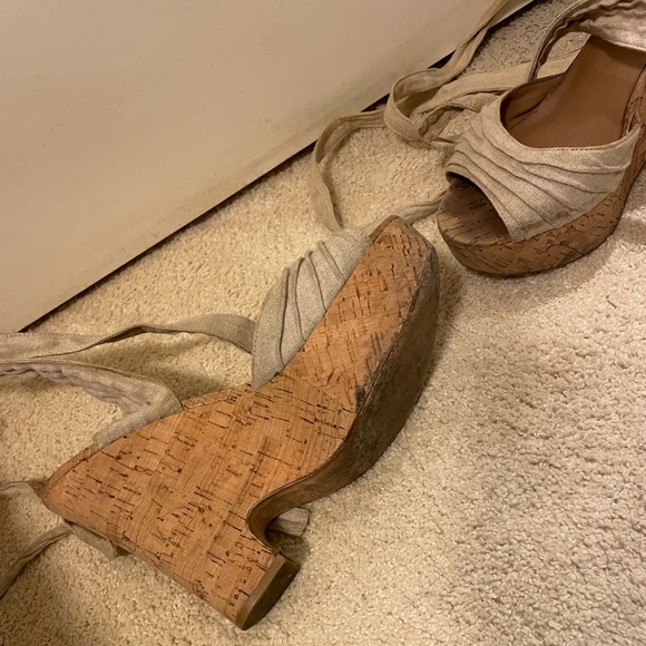 Ann Taylor wedges - Picture 3 of 4